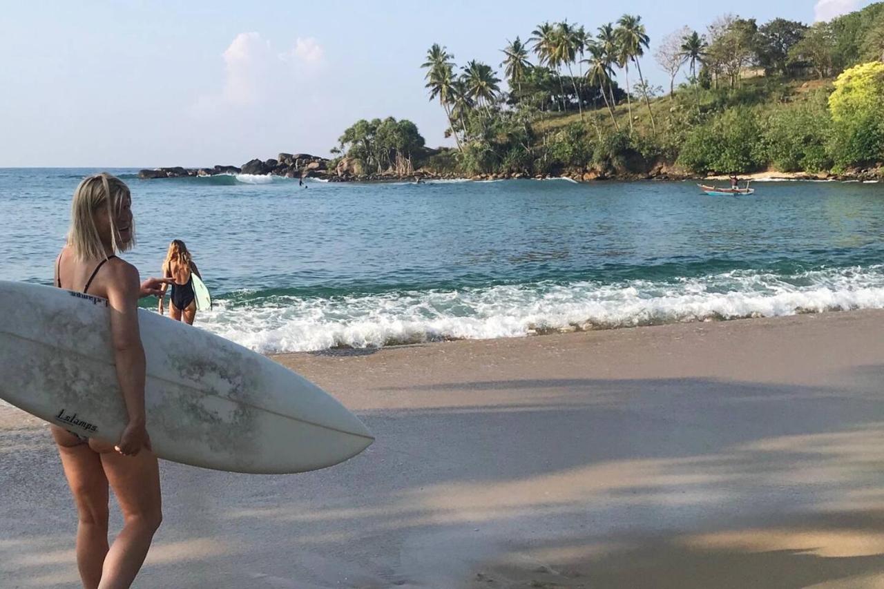 Into The Blue - Yoga Included & Walk To 3 Beaches Tangalle Exterior photo