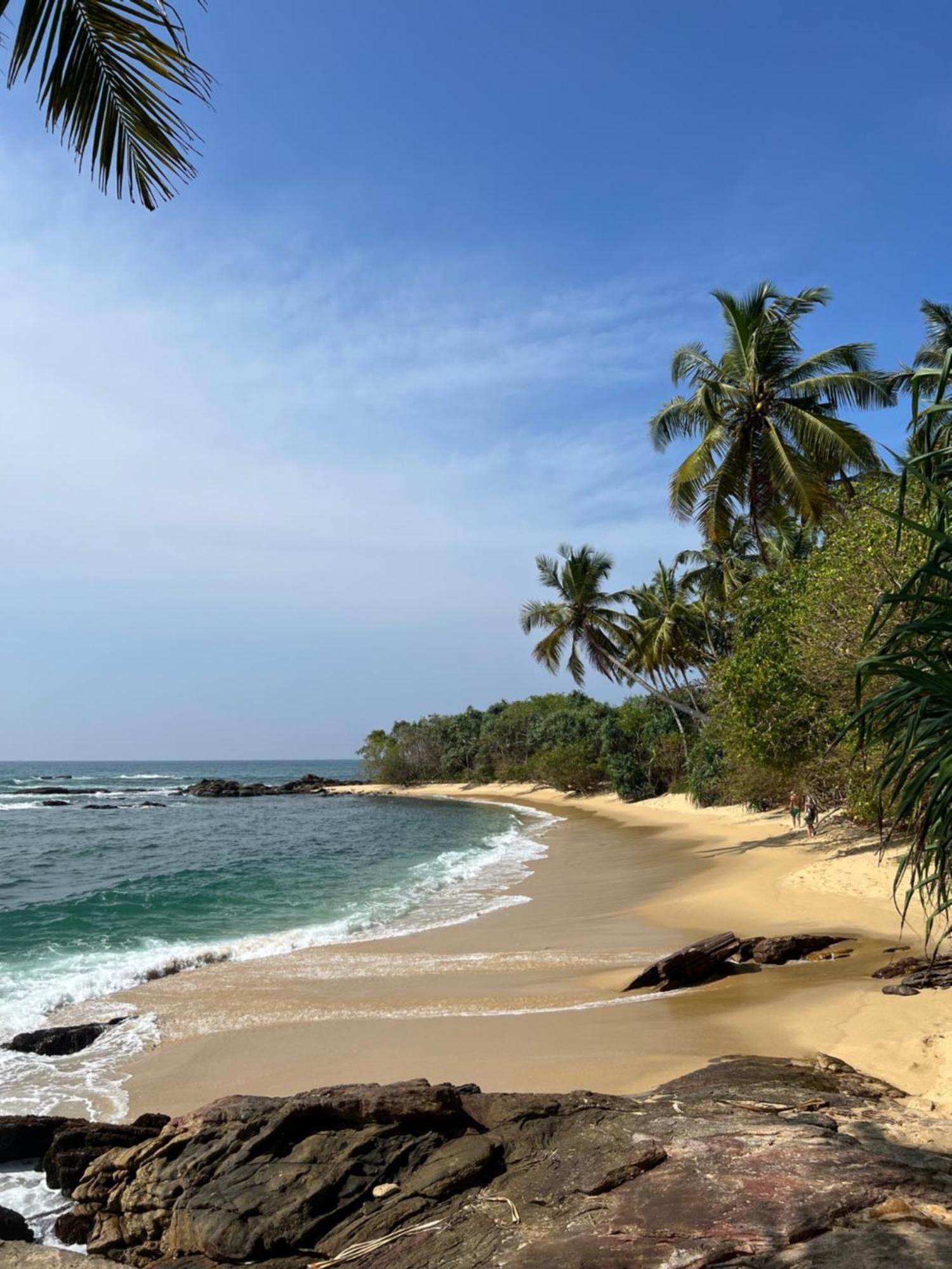 Into The Blue - Yoga Included & Walk To 3 Beaches Tangalle Exterior photo