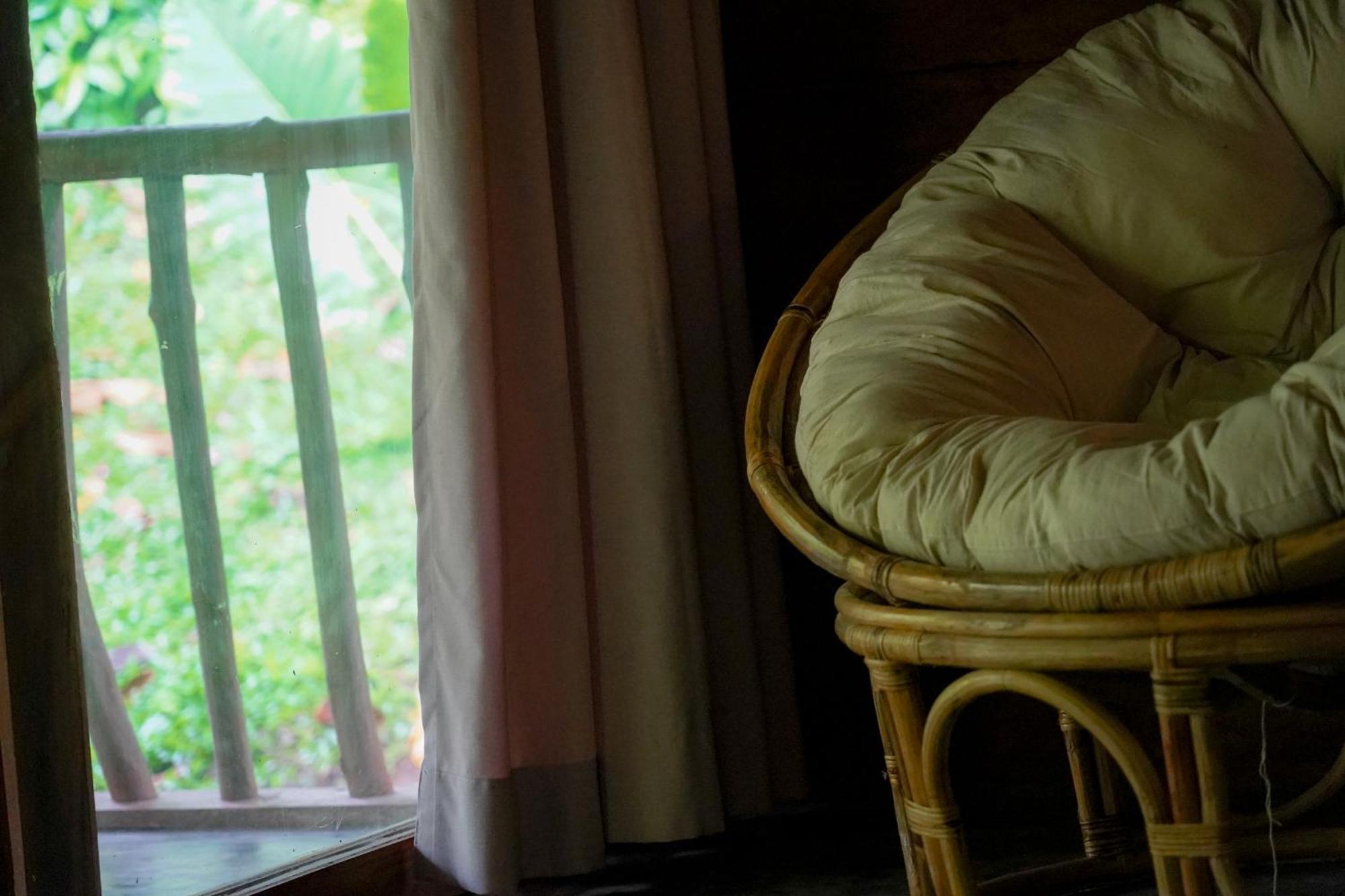 Into The Blue - Yoga Included & Walk To 3 Beaches Tangalle Exterior photo